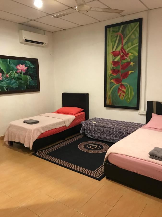 Kencana Guest House Пантай-Ченанг Екстер'єр фото